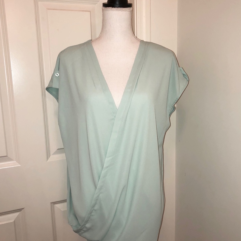 NWOT NY&Co Sz XL Wrap Front Short Sleeve Mint Top